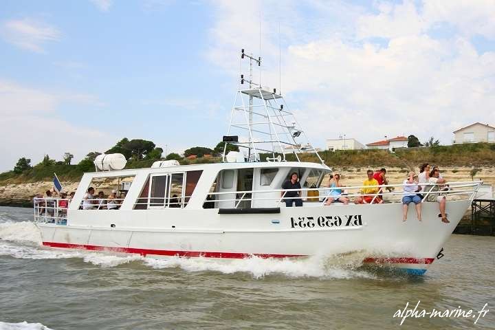 Ferry Bac Royan-pointe De Grave Vers Le Verdon-sur-mer
