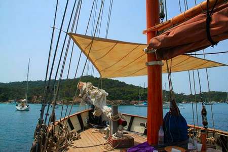 Voile Porquerolles Giens Port Cros