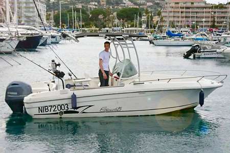 Pêcher poissons Cannes Méditerranée
