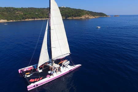 Maxi catamaran