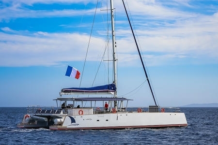 Maxi catamaran