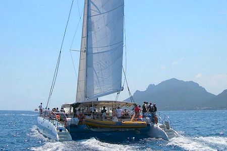 Brunch catamaran