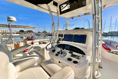 Boston Whaler Outrage 320