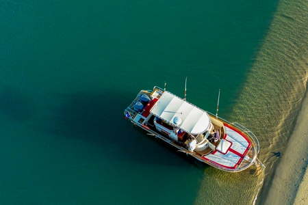 Visite plages marinas ports Camargue