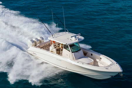 Boston Whaler Outrage 350