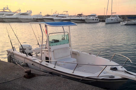 Robalo 2120 Open Fishing américain