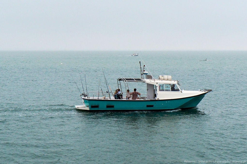Bateau à moteur